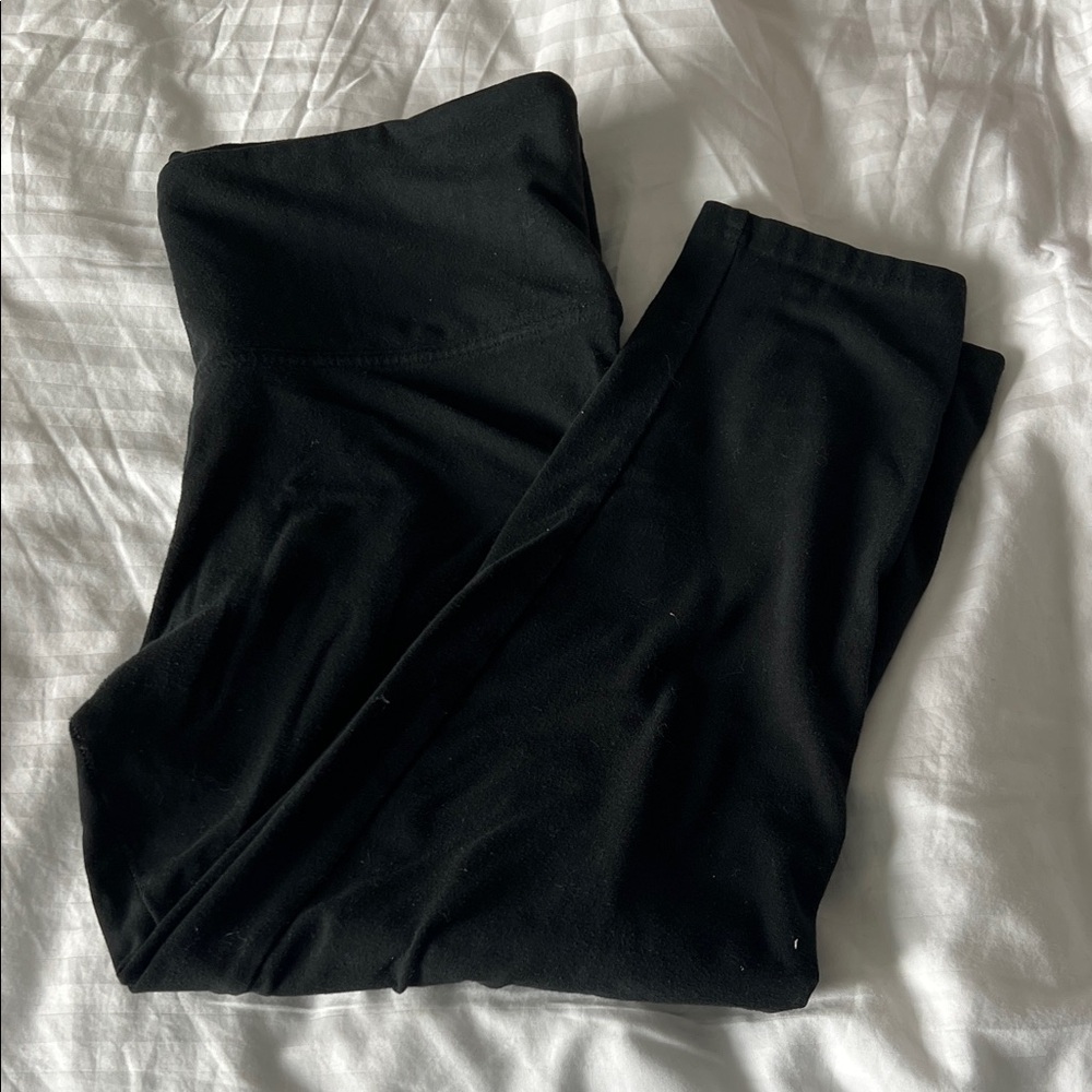 Black Capris